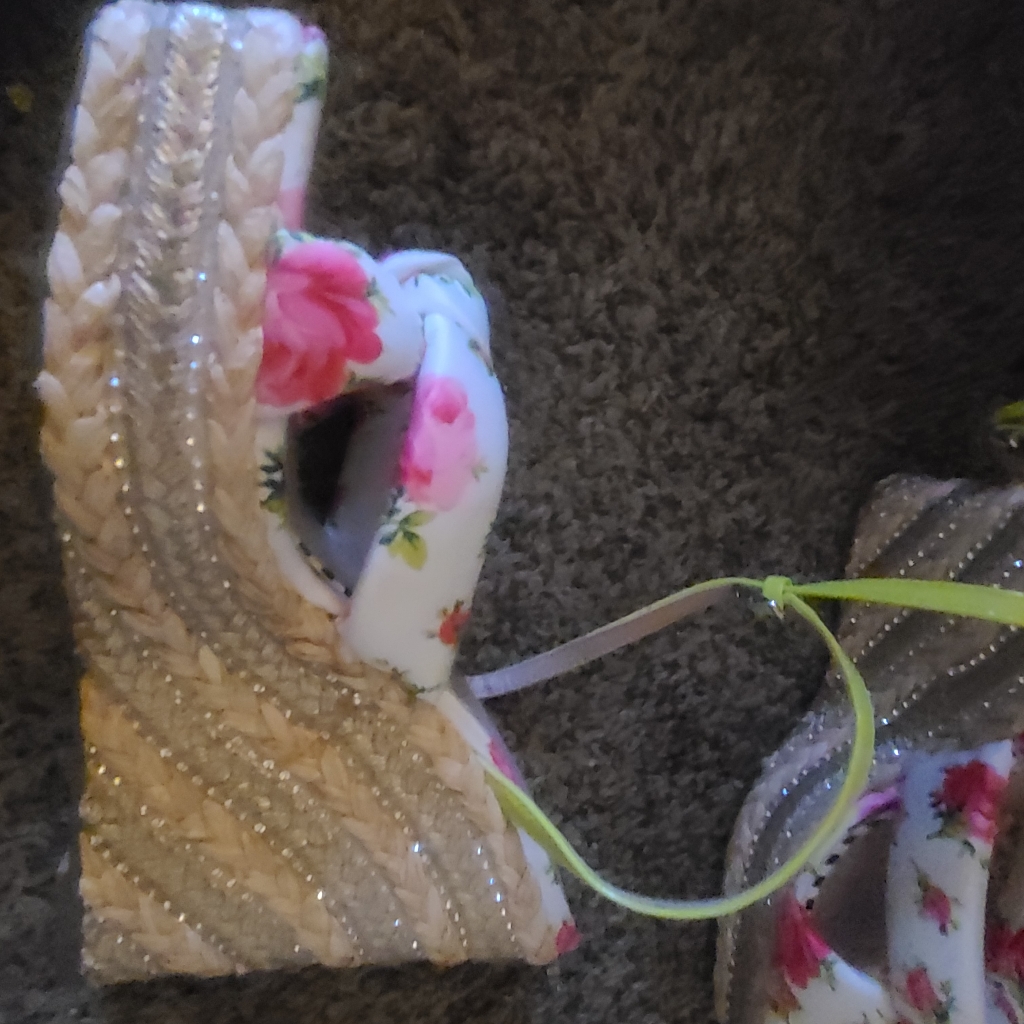 Betsy Johnson Wedges